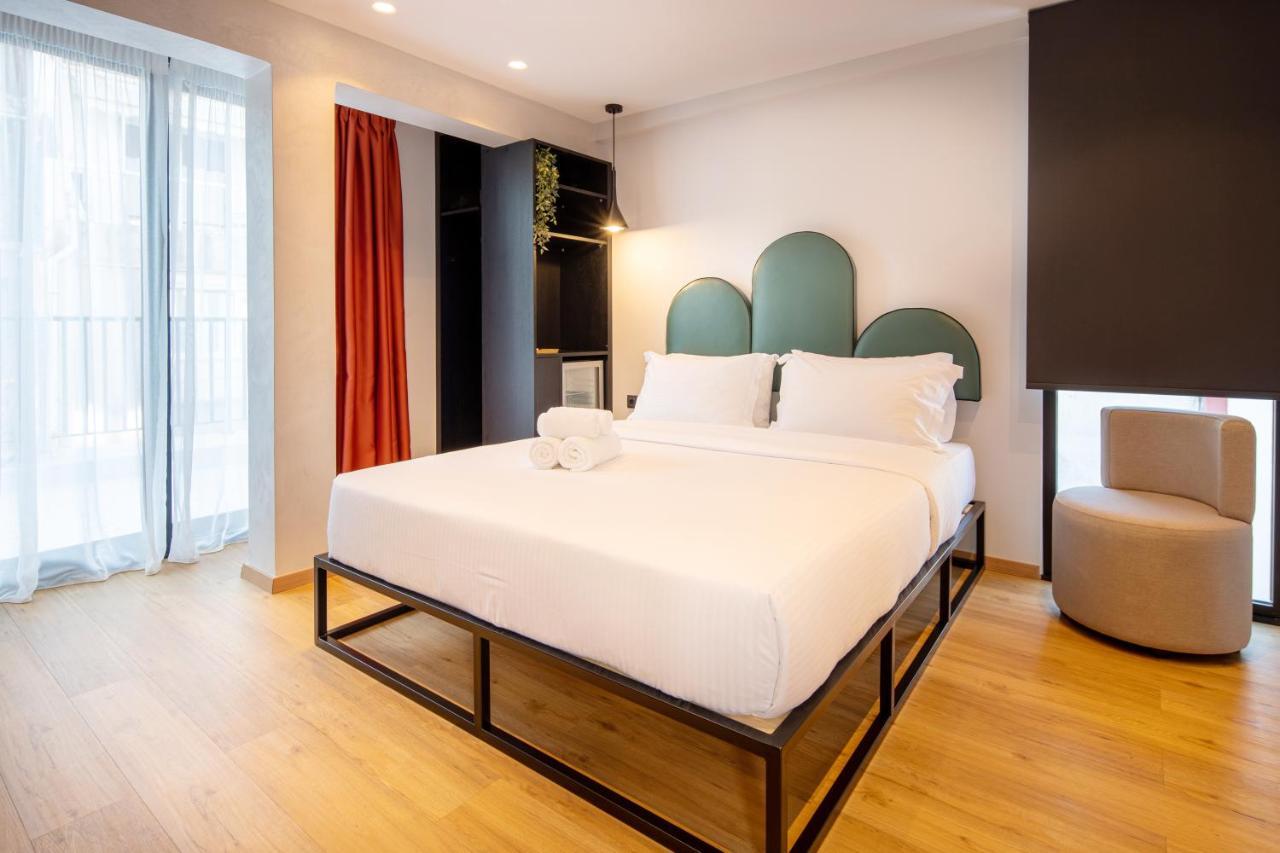 Deluxe Queen Room Acropolis View Balcony