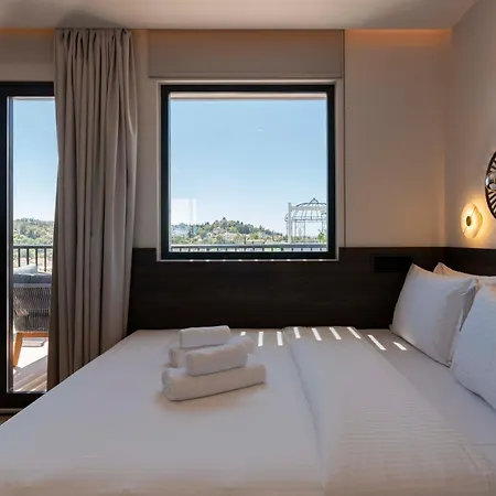 Parea Athens-3